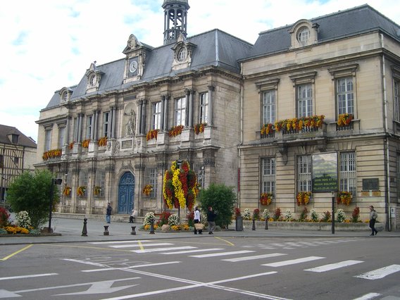  mairie fleurie
